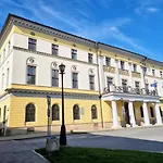 Historical House In The Center With Parking Levoča