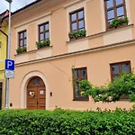Historical House In The Center With Parking * Levoča