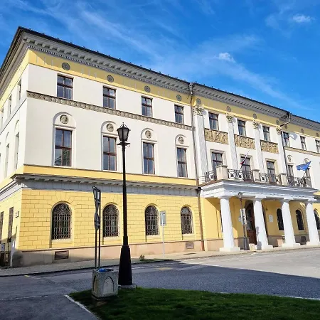Historical House In The Center With Parking Levoča