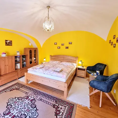 Historical House In The Center With Parking Lejlighed