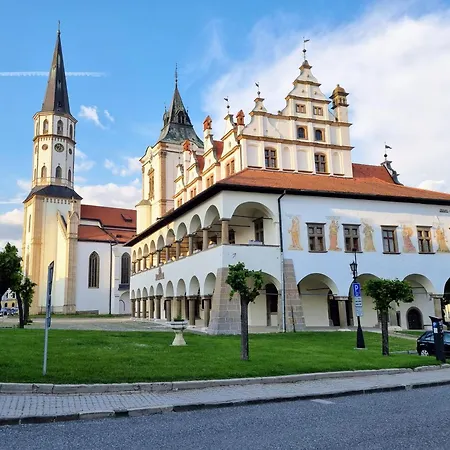 Historical House In The Center With Parking Apartment Levoca